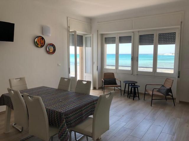 Appartement Viva Vista Mare Trilo Primo Piano à Porto Cesareo Extérieur photo